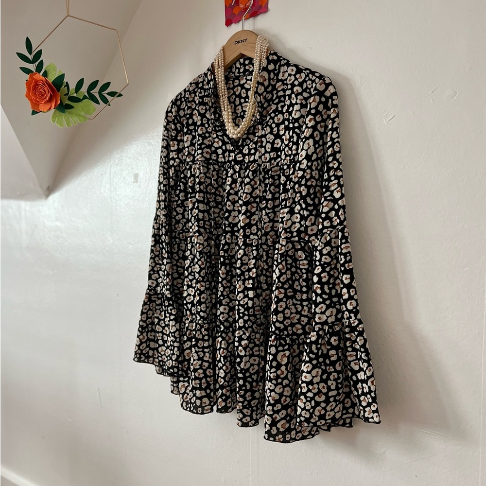NWT Camisa navy blue leopard bell sleeve empire waist blouse neck ties tiered - Picture 2 of 14